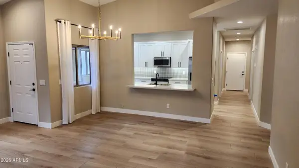 18650 N 91st Avenue #901, Peoria, AZ 85382