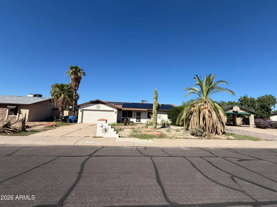 2214 W Behrend Drive, Phoenix, AZ 85027 - #2