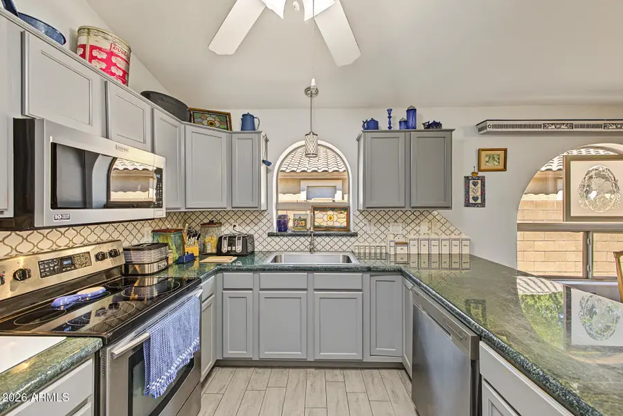 96 W Dexter Way, San Tan Valley, AZ 85143 - #3