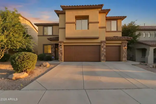 9011 W Red Fox Road, Peoria, AZ 85383