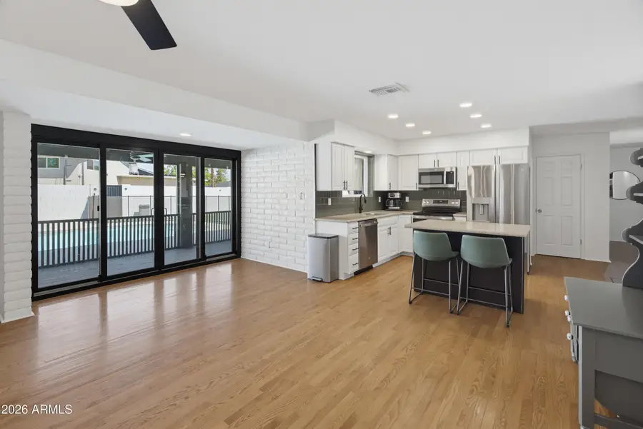 3936 E Desert Cove Avenue, Phoenix, AZ 85028 - #2