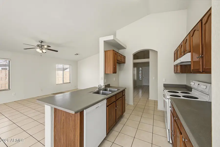 5458 N 77th Drive, Glendale, AZ 85303 - #3