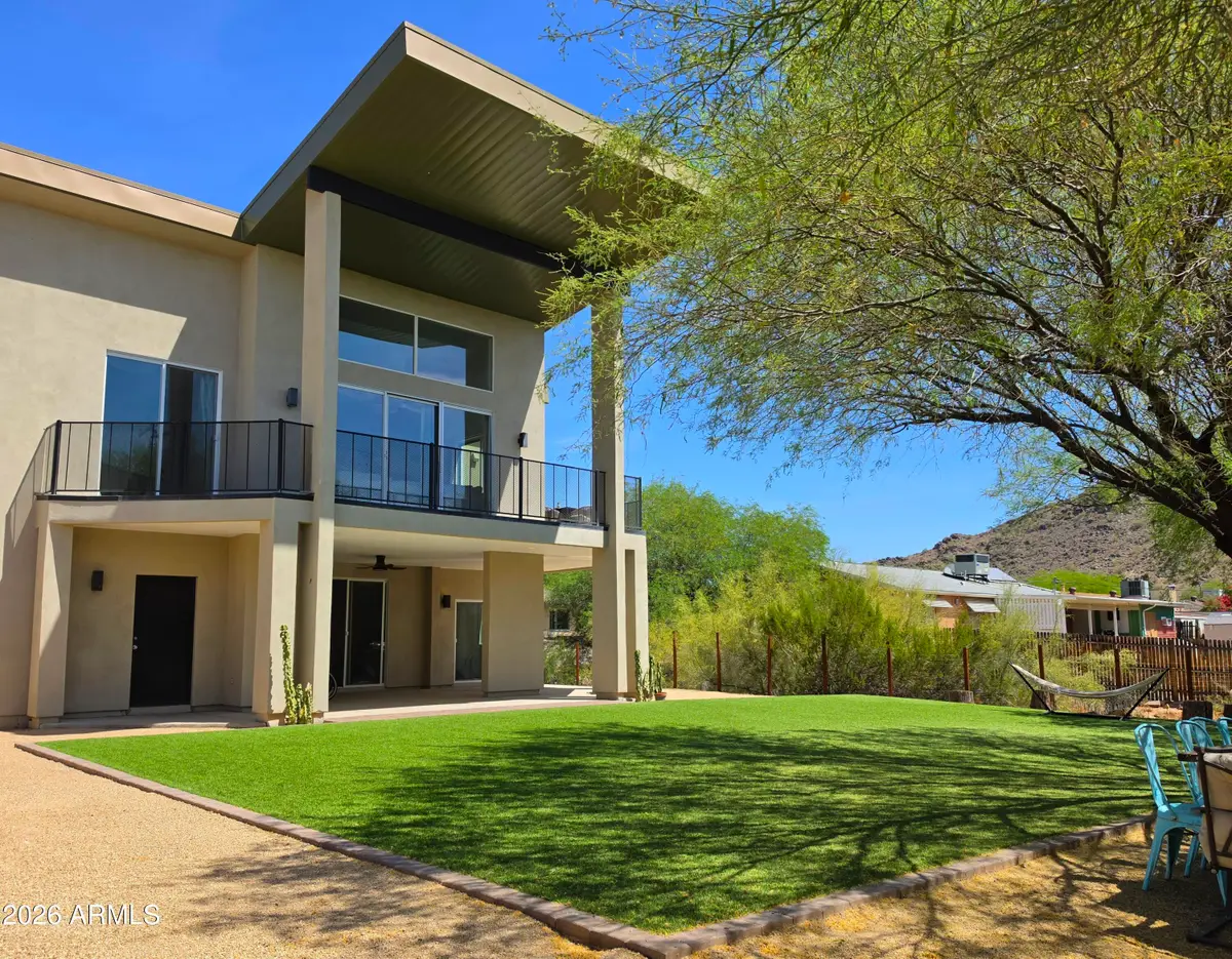 933 W Mercer Lane, Phoenix, AZ 85029 - #1
