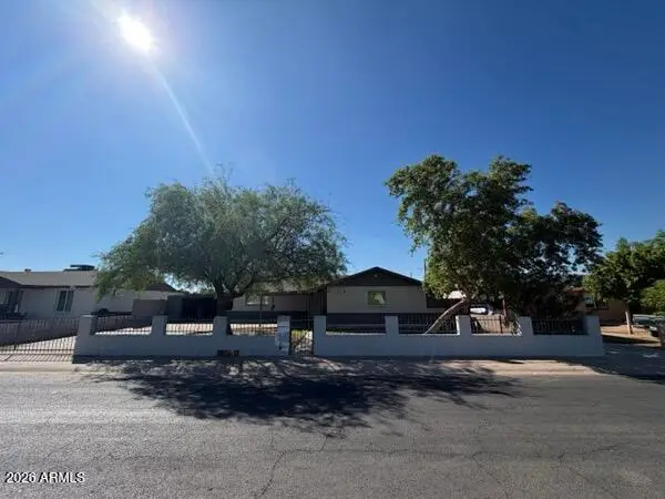 7527 W Indianola Avenue, Phoenix, AZ 85033
