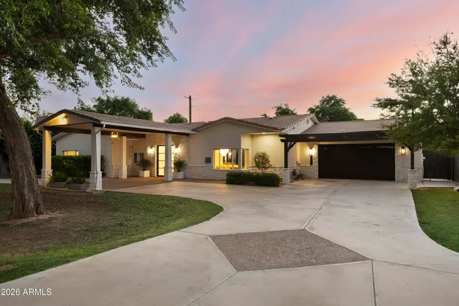 4202 N 33rd Street, Phoenix, AZ 85018 - #3