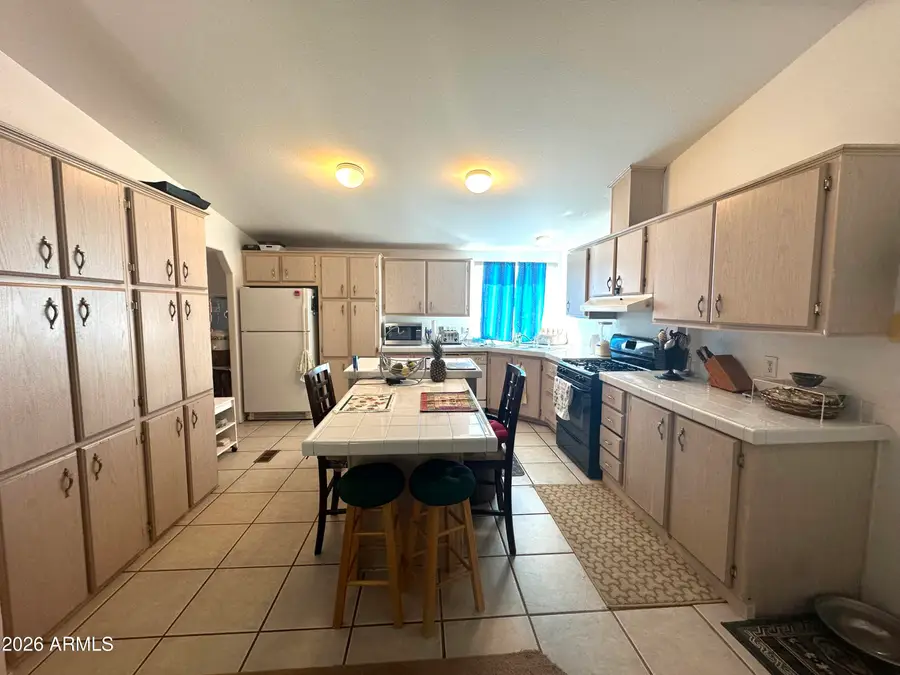 105 N Arnett Drive, Superior, AZ 85173 - #3