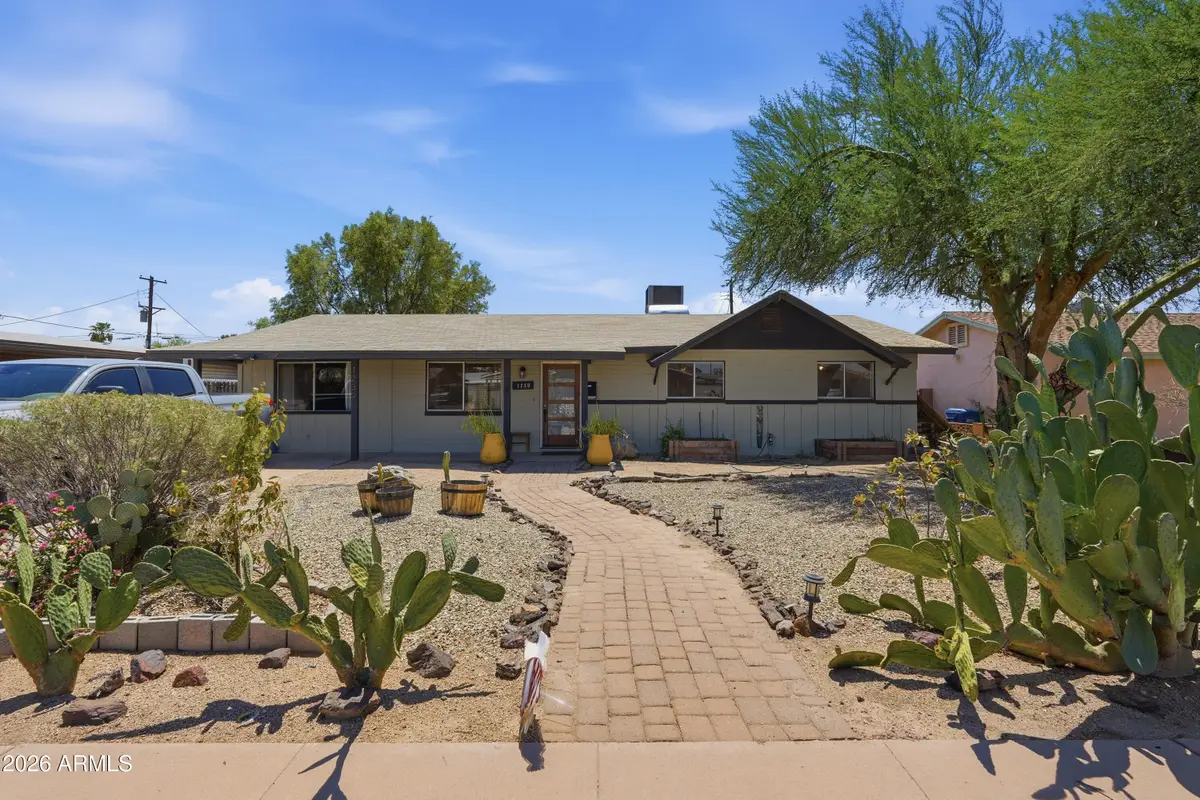 1239 W Elna Rae Street, Tempe, AZ 85281 - #1