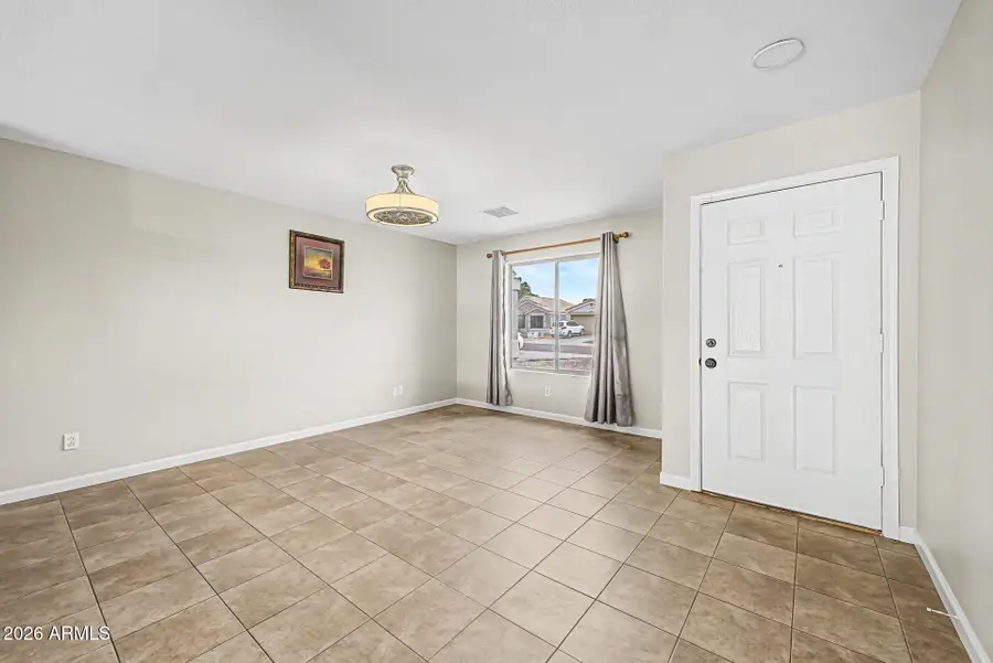 1262 W Diamond Avenue, Apache Junction, AZ 85120 - #3