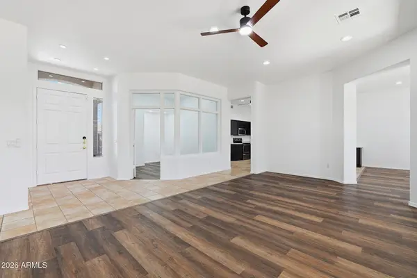 857 E Del Rio Street, Gilbert, AZ 85295