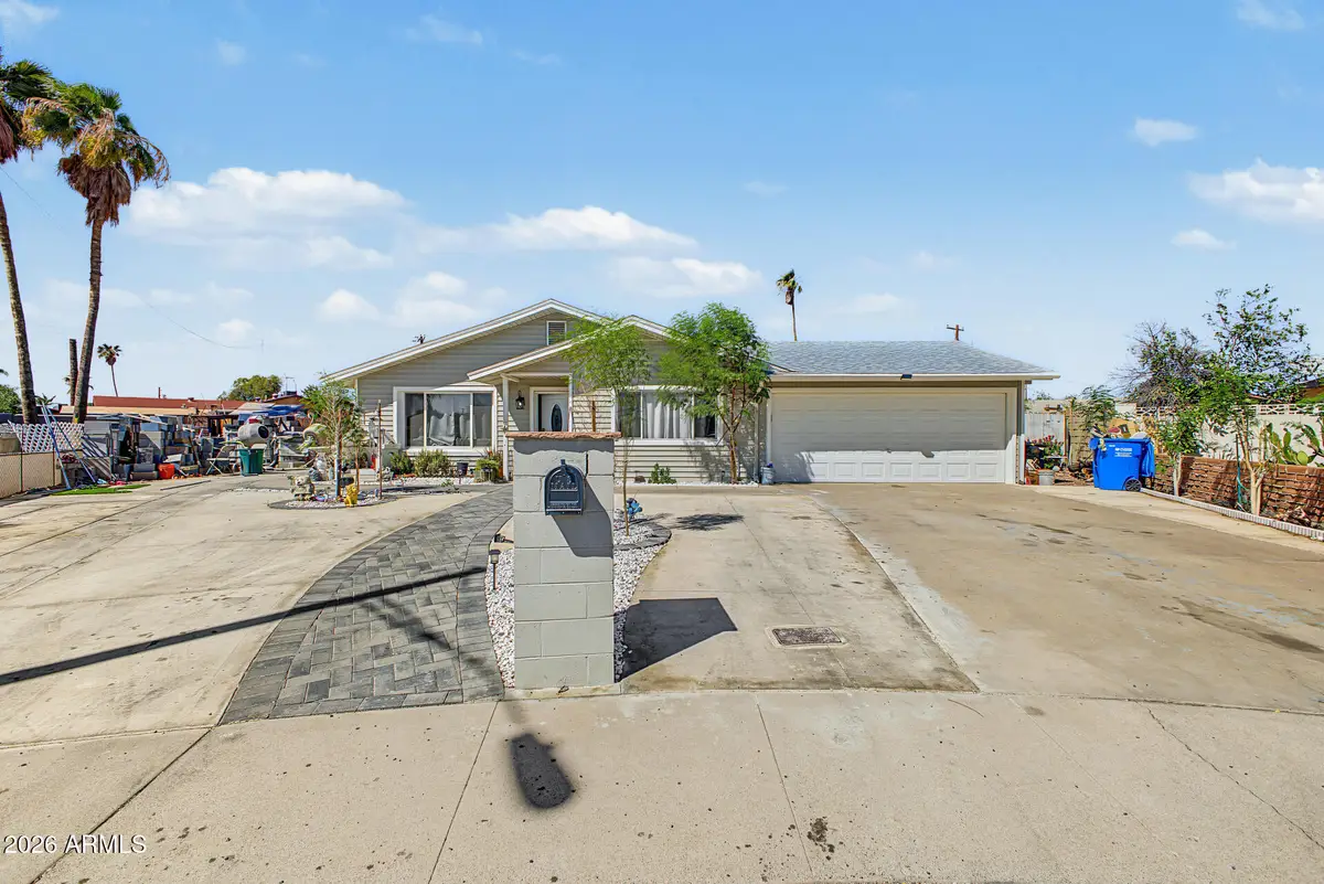 5454 W Roanoke Avenue, Phoenix, AZ 85035 - #1