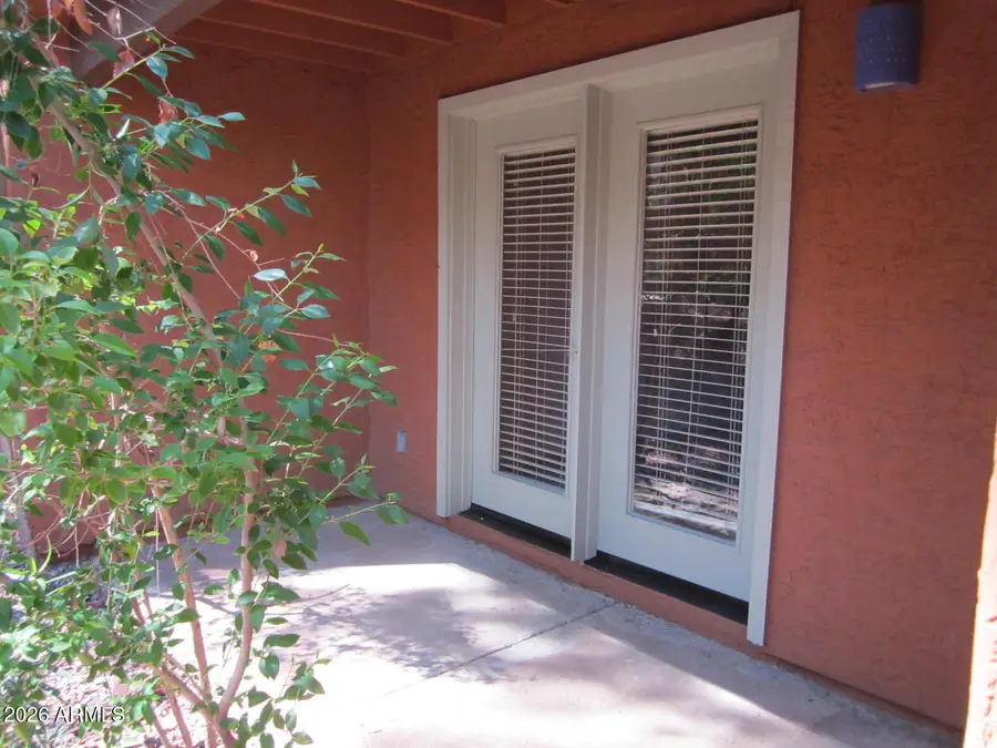 4704 E Paradise Village Parkway N #141, Phoenix, AZ 85032 - #3