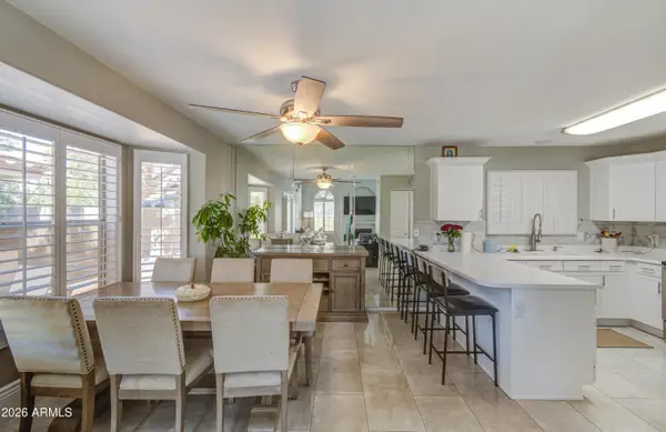 834 S Cancun Drive, Gilbert, AZ 85233