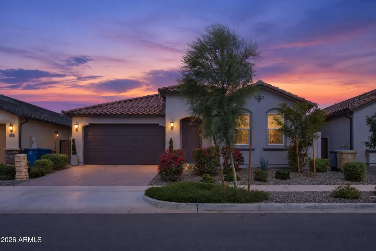 1402 W Golden Ore Pass, Apache Junction, AZ 85120 - #1