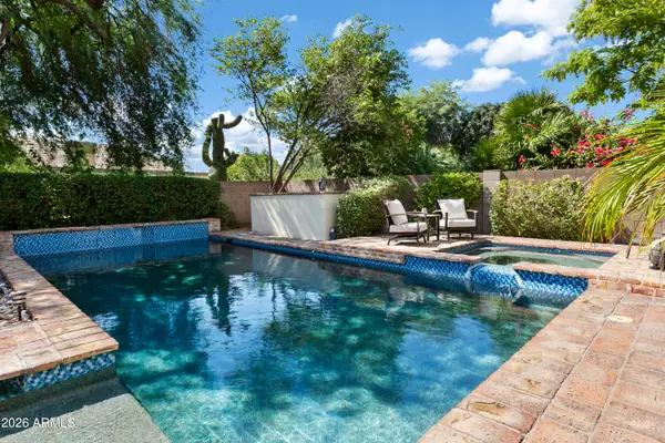 6737 E Evans Drive, Scottsdale, AZ 85254