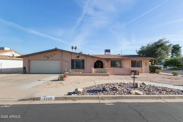 2223 W Javelina Avenue, Mesa, AZ 85202