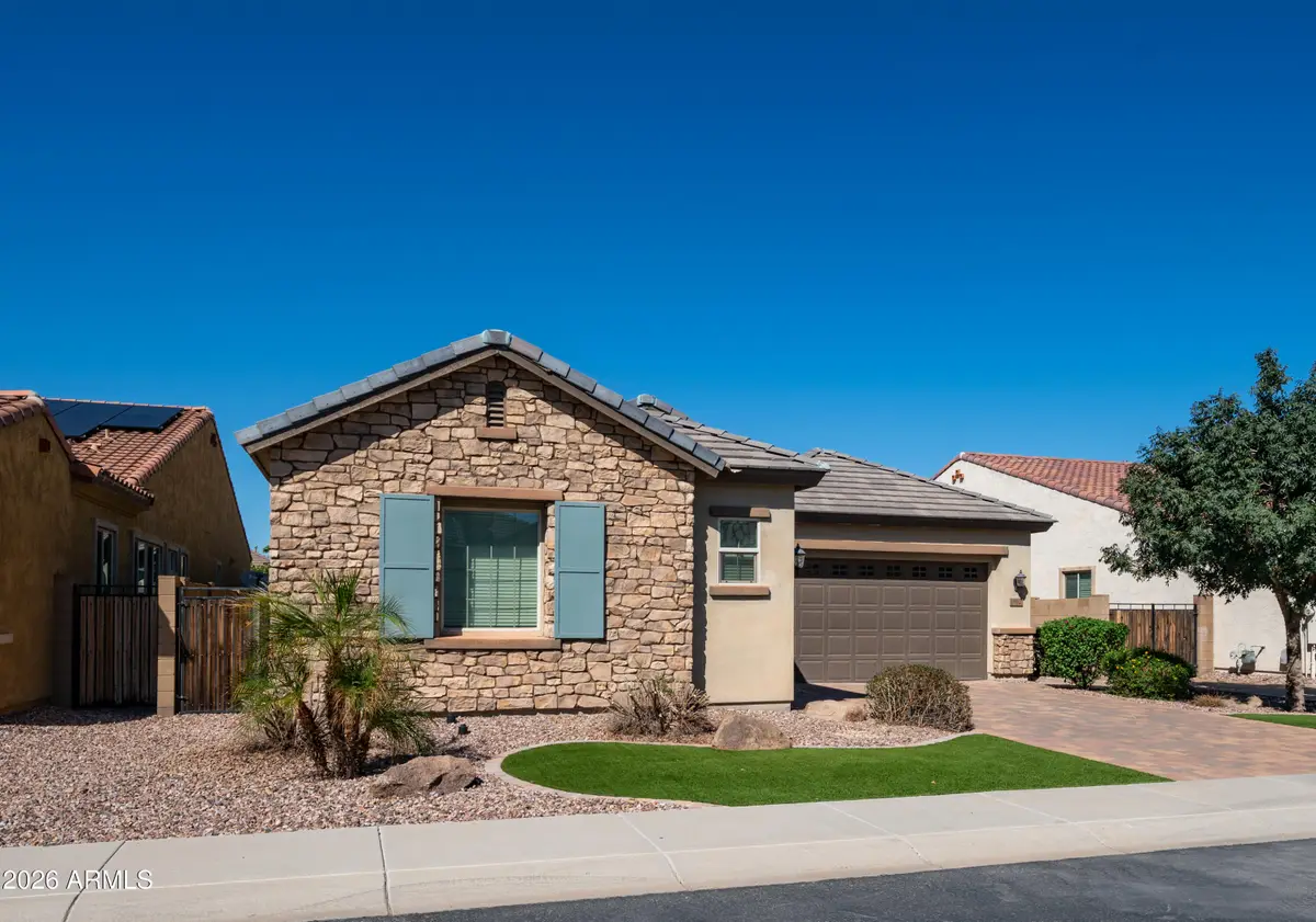 902 E Horseshoe Place, Chandler, AZ 85249 - #1