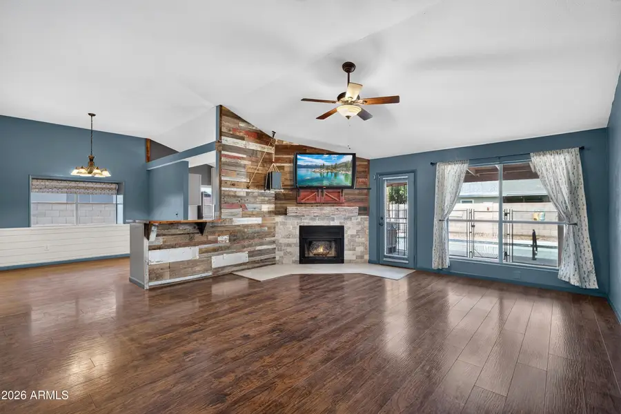 8920 W Hatcher Road, Peoria, AZ 85345 - #2