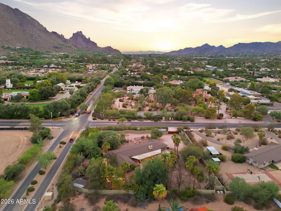 6005 N Invergordon Road, Paradise Valley, AZ 85253 - #2