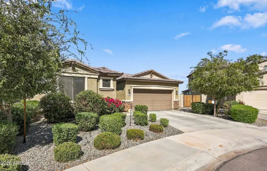 18736 W Montebello Avenue, Litchfield Park, AZ 85340 - #2