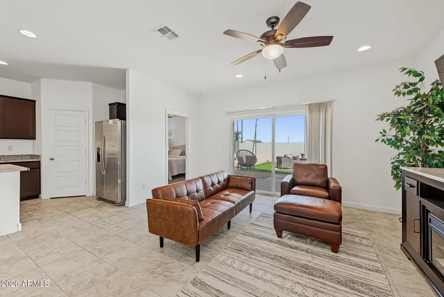 38080 W Amalfi Avenue, Maricopa, AZ 85138 - #2
