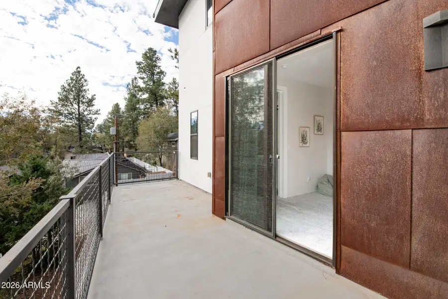 907 W Montvale Avenue, Flagstaff, AZ 86001 - #2