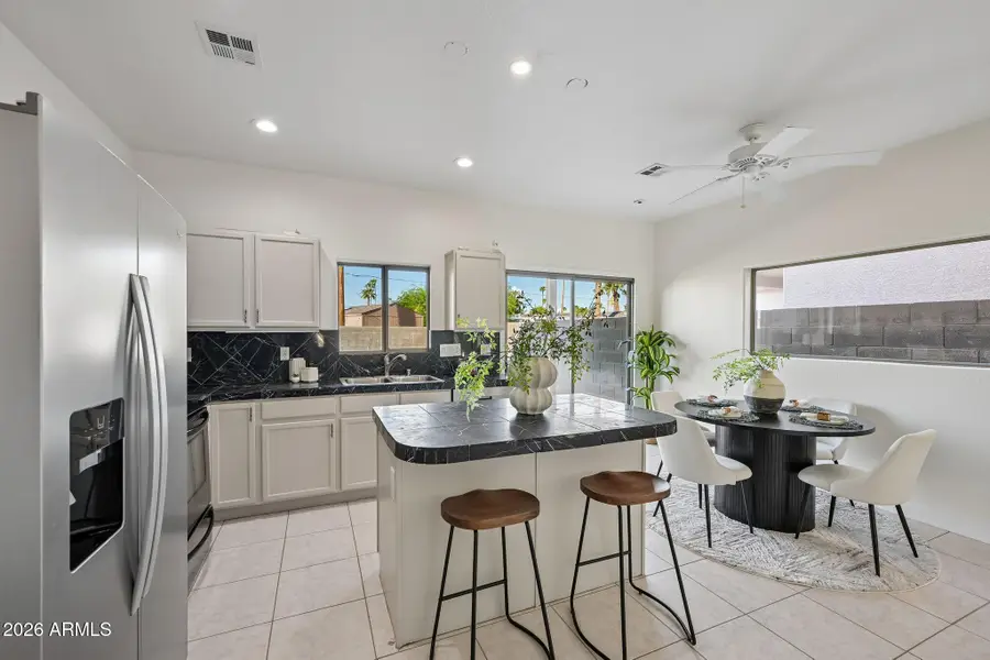 3020 E Kings Avenue, Phoenix, AZ 85032 - #3