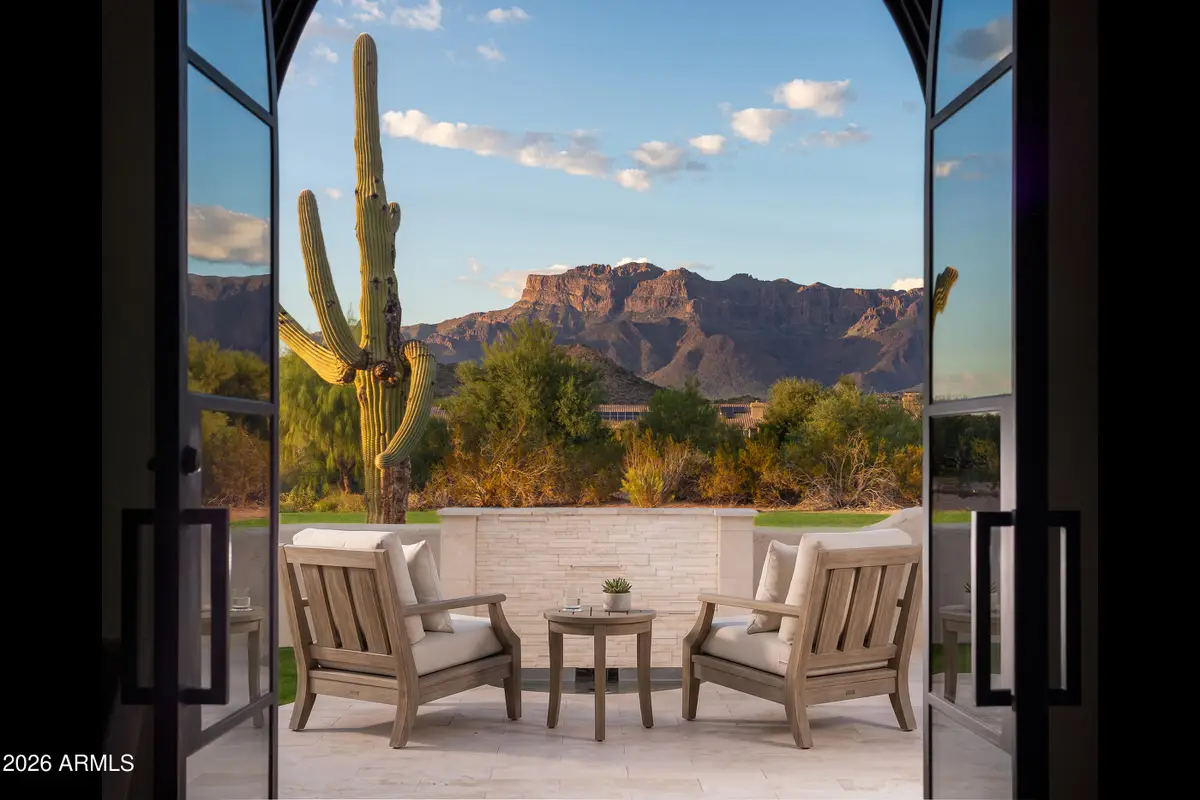 8762 E Greenview Drive, Gold Canyon, AZ 85118 - #1