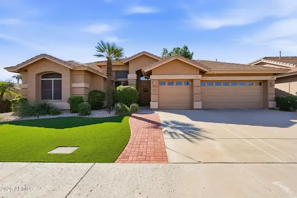 6519 W Crest Lane, Glendale, AZ 85310