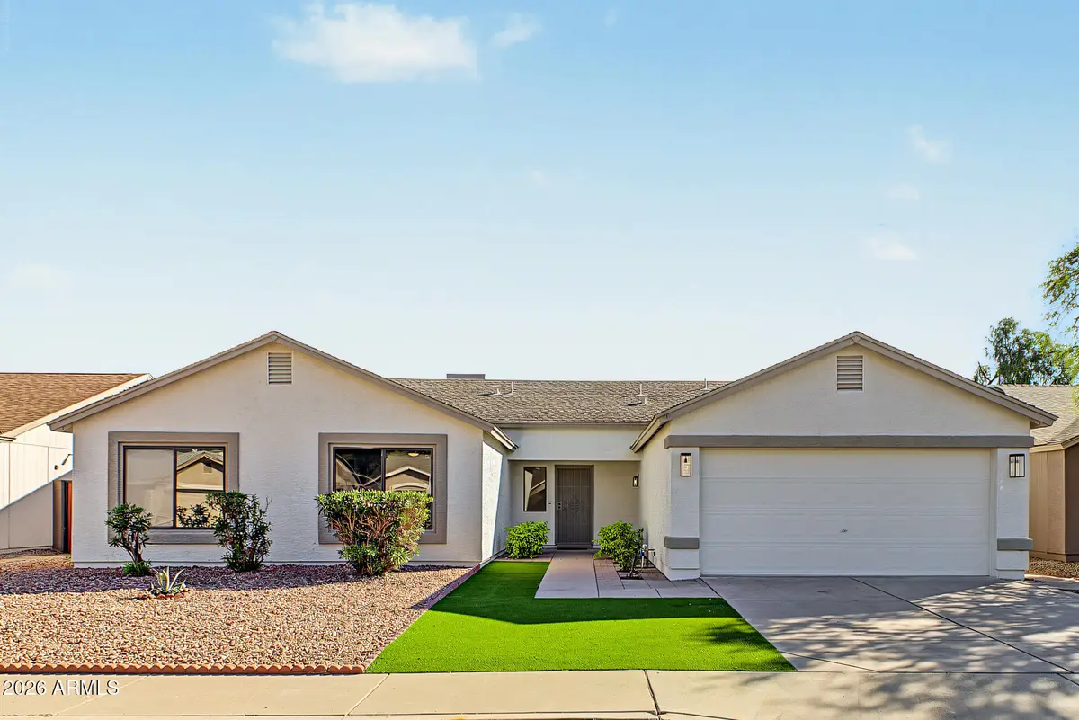 3061 W Country Club Terrace, Phoenix, AZ 85027 - #1
