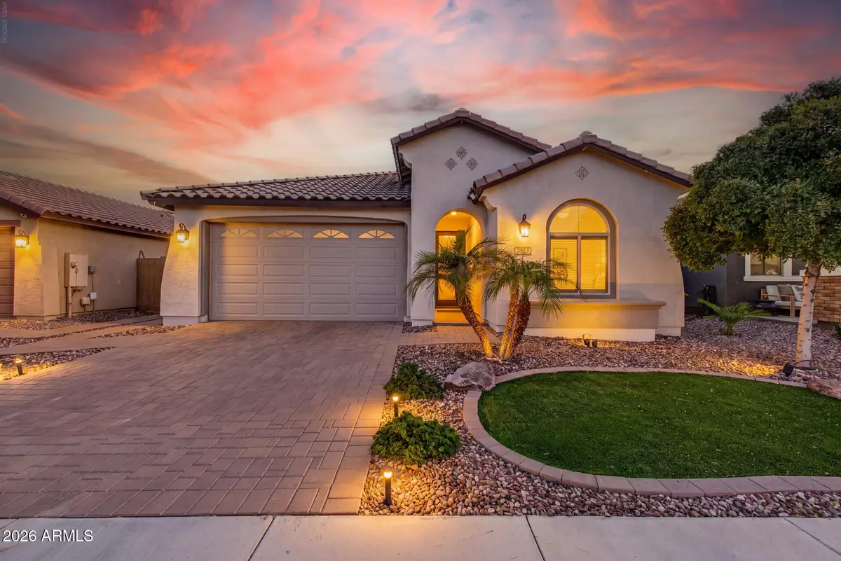 2807 W Blue River Drive, San Tan Valley, AZ 85144 - #1