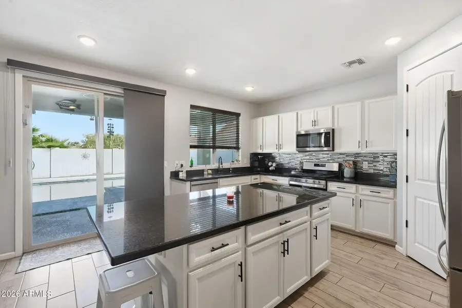 638 W Nova Court, Casa Grande, AZ 85122 - #3