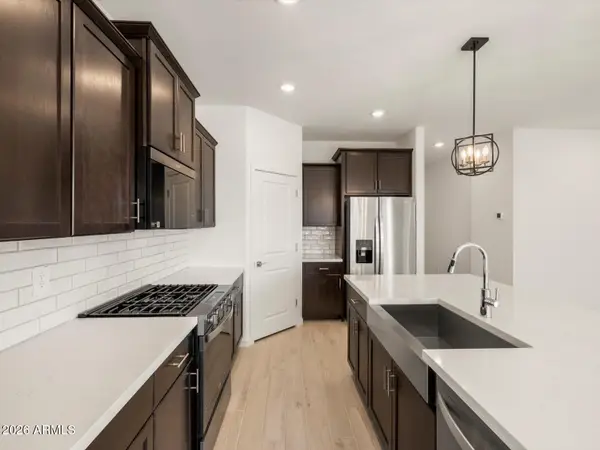 15587 W Honeysuckle Drive, Surprise, AZ 85387