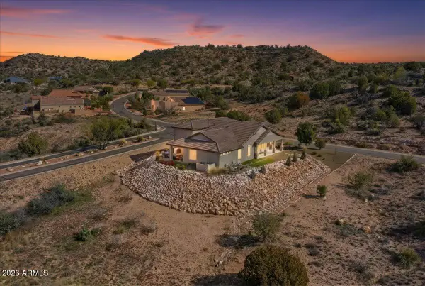6150 N Stratford Court, Rimrock, AZ 86335