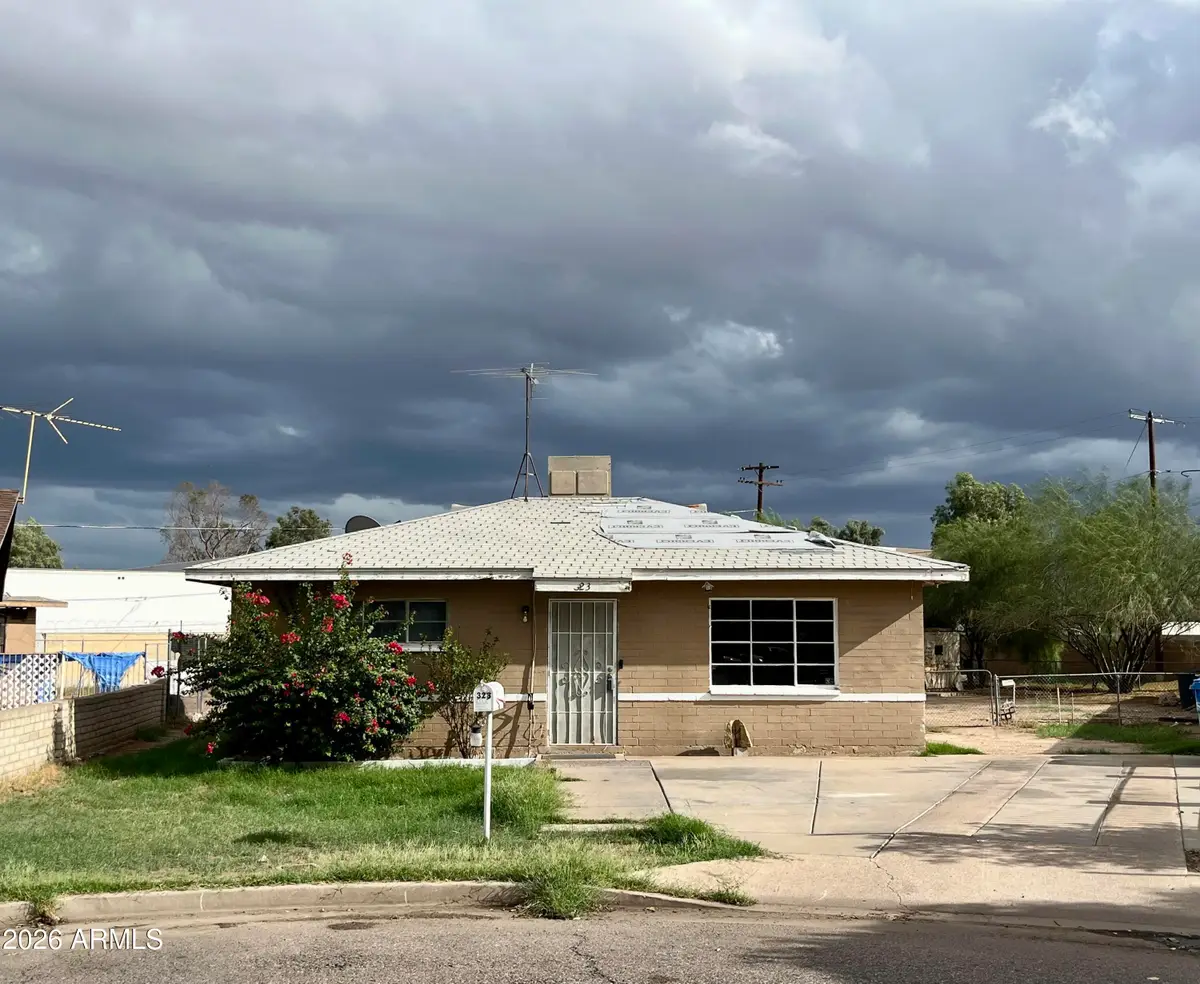 323 N 38th Avenue, Phoenix, AZ 85009 - #1