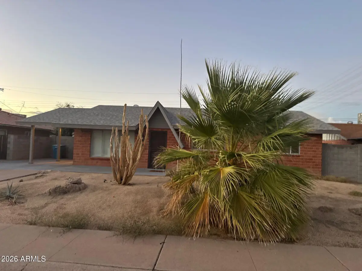 3708 W Berridge Lane, Phoenix, AZ 85019 - #1
