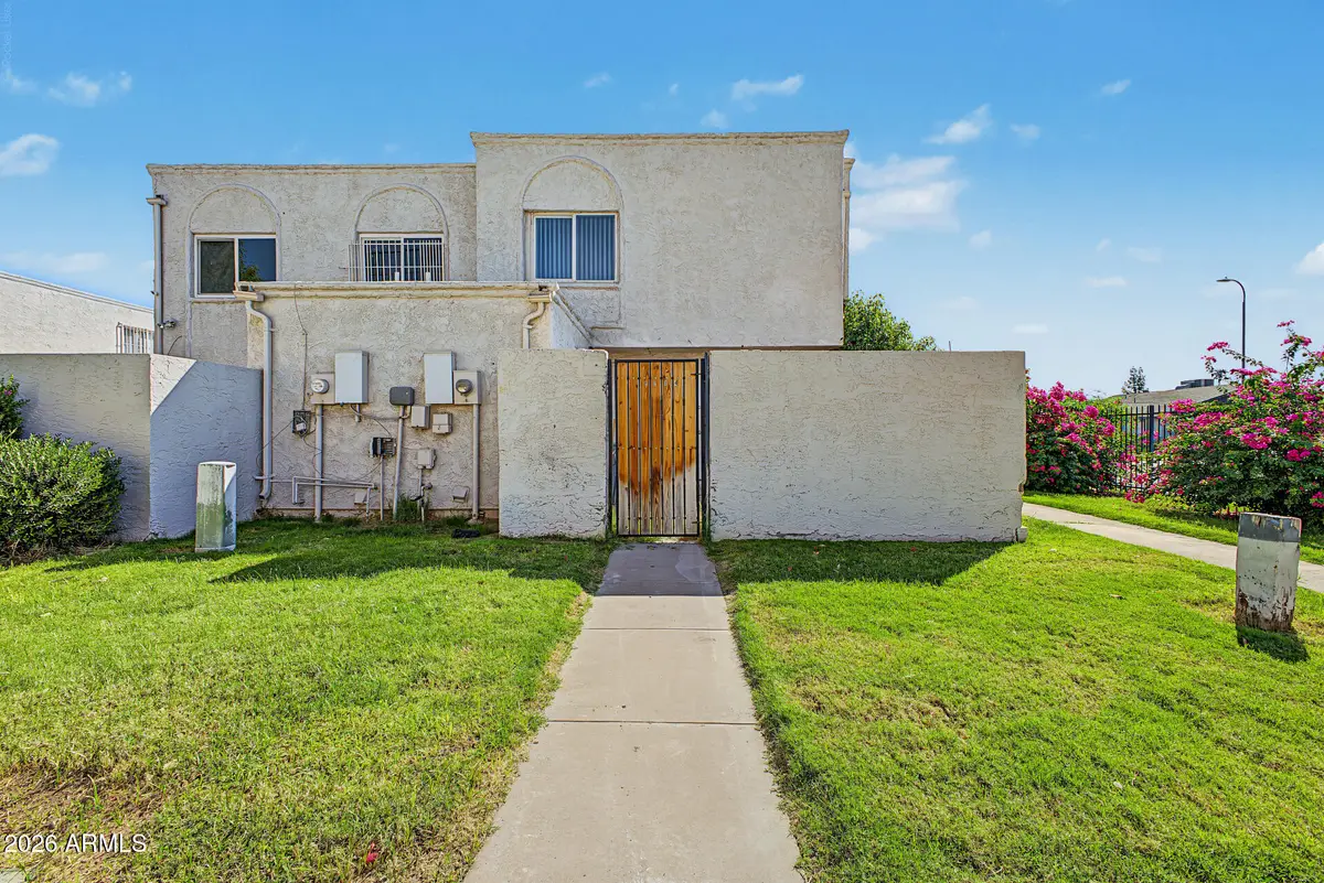 5204 N 42nd Lane, Phoenix, AZ 85019 - #1
