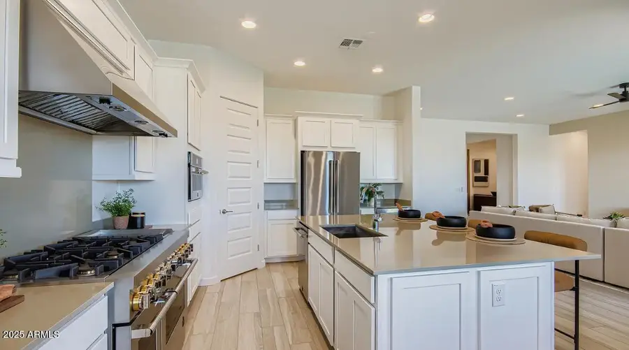 2943 E Ethelridge Drive, San Tan Valley, AZ 85143 - #3