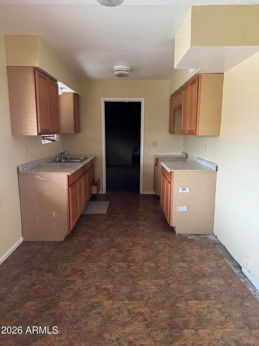 6815 S 7th Avenue, Phoenix, AZ 85041 - #3