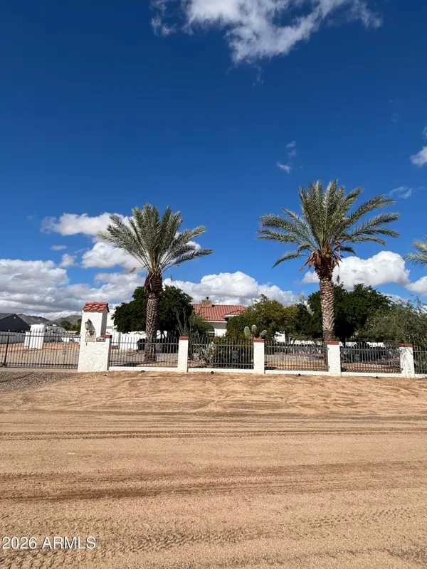 22600 W Hylton Way, Congress, AZ 85332