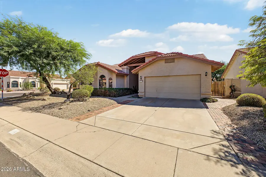 3711 E Summerhaven Drive, Phoenix, AZ 85044 - #3