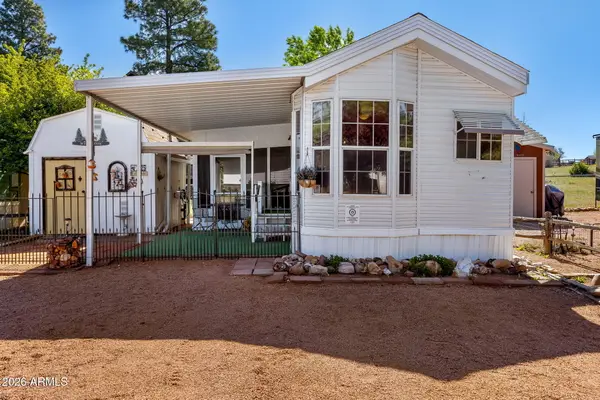 2725 Whiskey Road, Overgaard, AZ 85933