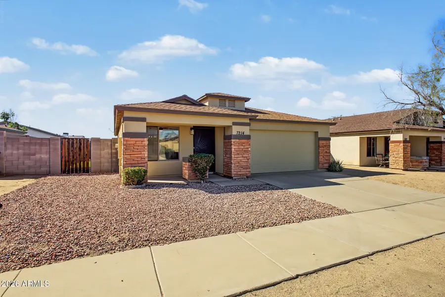 7214 S 2nd Glen, Phoenix, AZ 85041 - #2