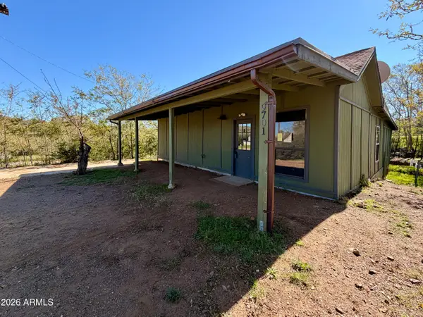 9701 S 8th Street, Mayer, AZ 86333