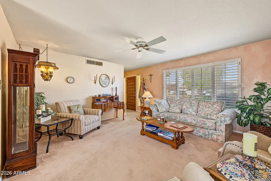 581 W Park Avenue, Chandler, AZ 85225 - #2