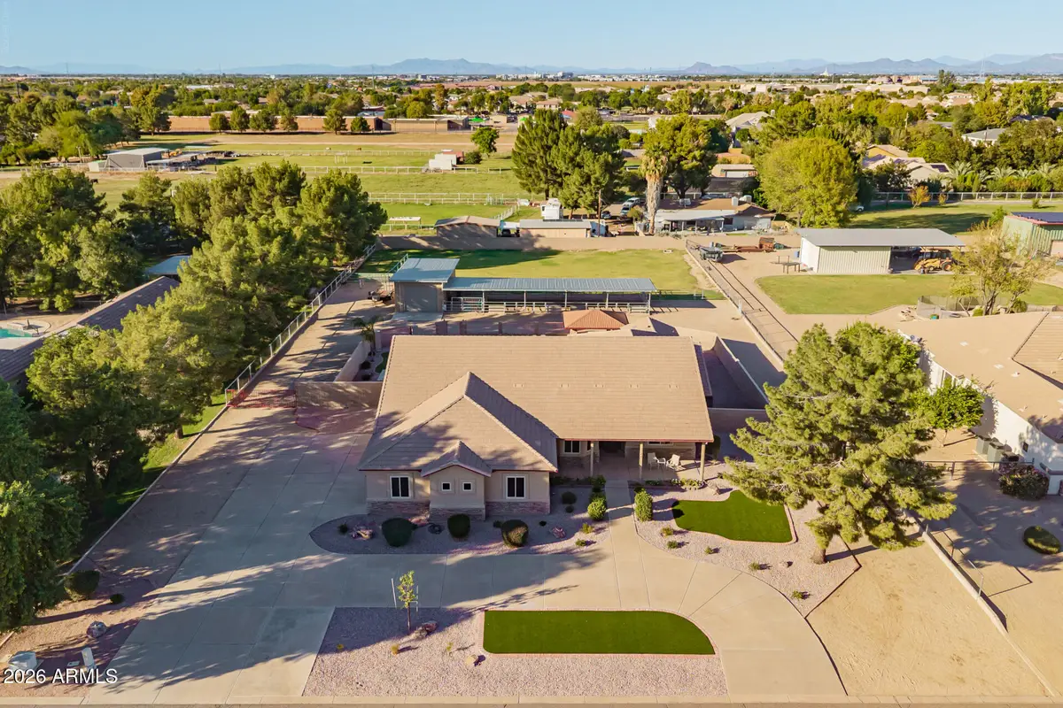 1744 E Country Lane, Gilbert, AZ 85298 - #1