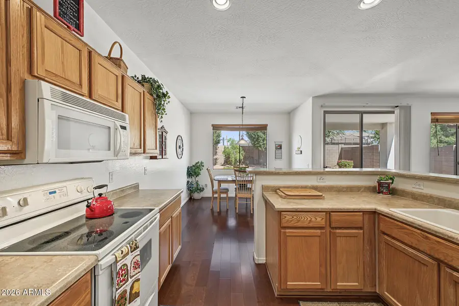 15910 W Hearn Road, Surprise, AZ 85379 - #2