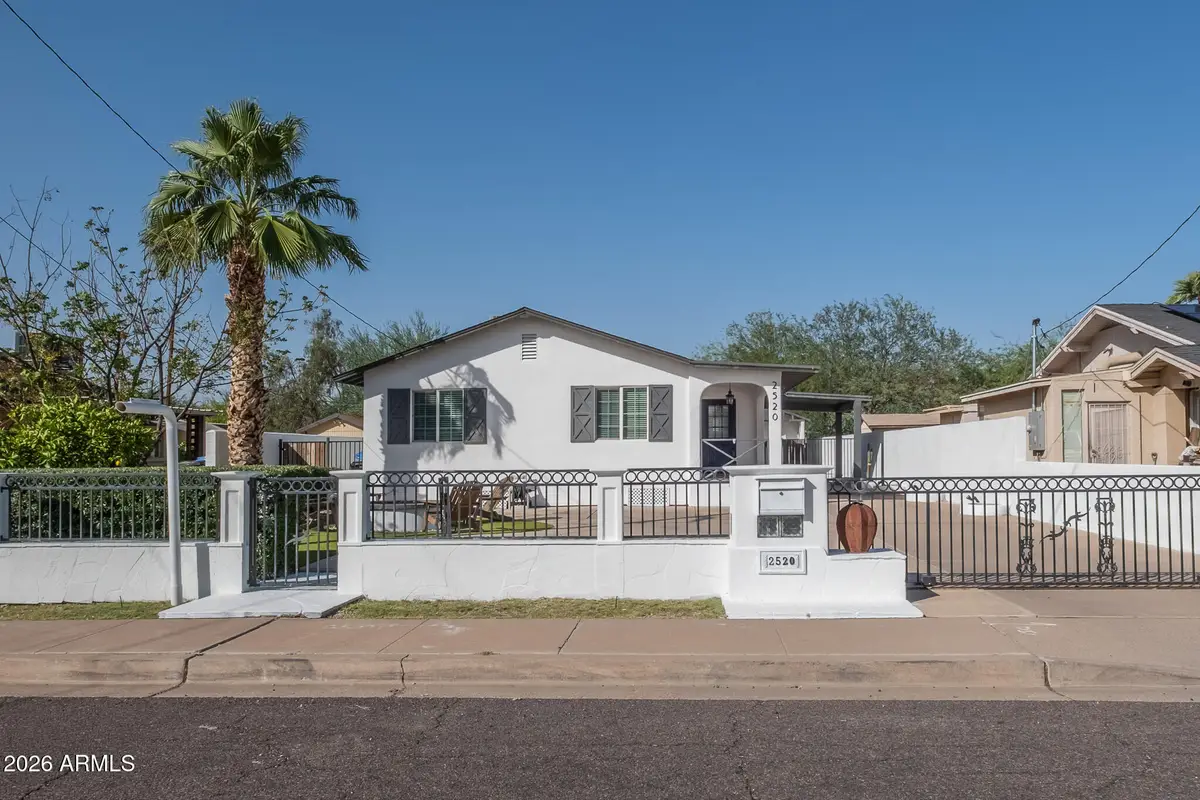 2520 N 15th Street, Phoenix, AZ 85006 - #1