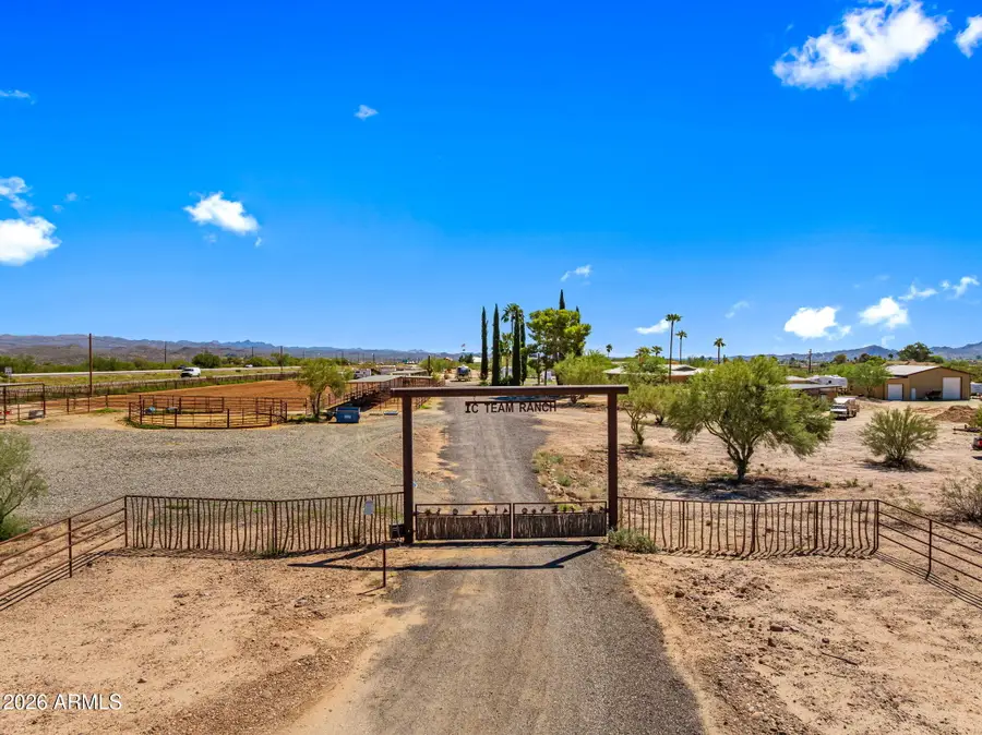 37505 S Camino Blanco Road, Wickenburg, AZ 85390 - #3