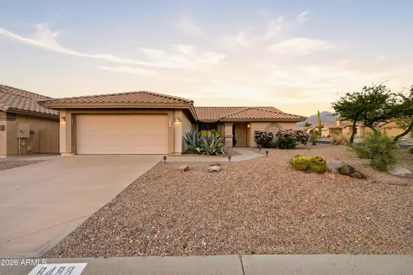 8488 E Jumping Cholla Drive, Gold Canyon, AZ 85118