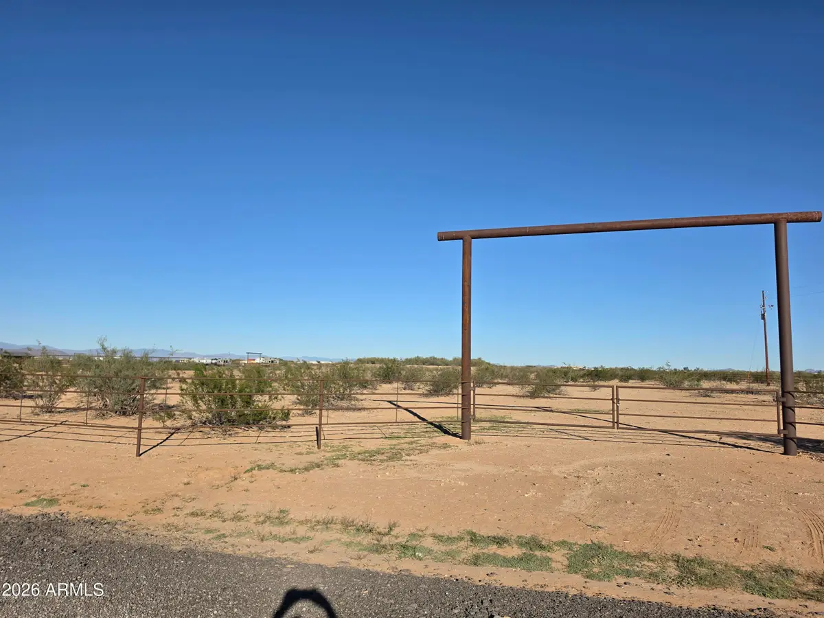 519XX N 461 Avenue #19, Wickenburg, AZ 85390 - #1